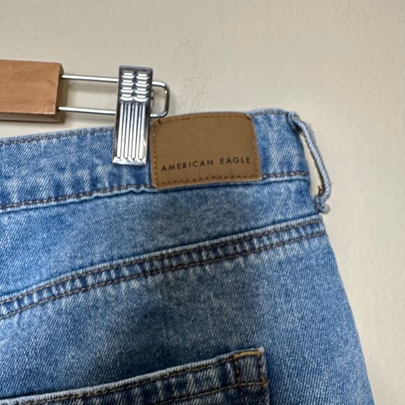 American Eagle Mom Denim Jean Shorts Pleated Medium Wash Womens Plus Size 18 - Picture 5 of 9